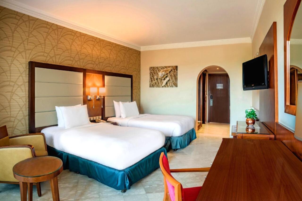 Crowne Plaza Jordan Dead Sea Resort & Spa, An Ihg Hotel Sweimeh Eksteriør bilde